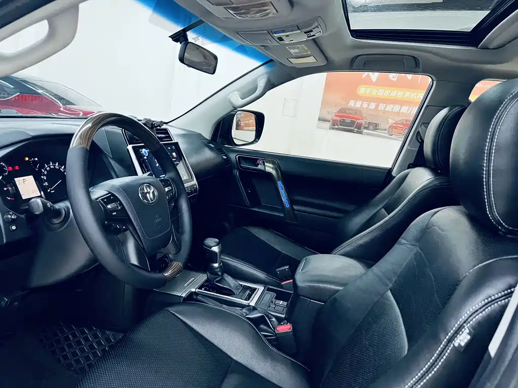 Toyota Prado (Import) — фото 4