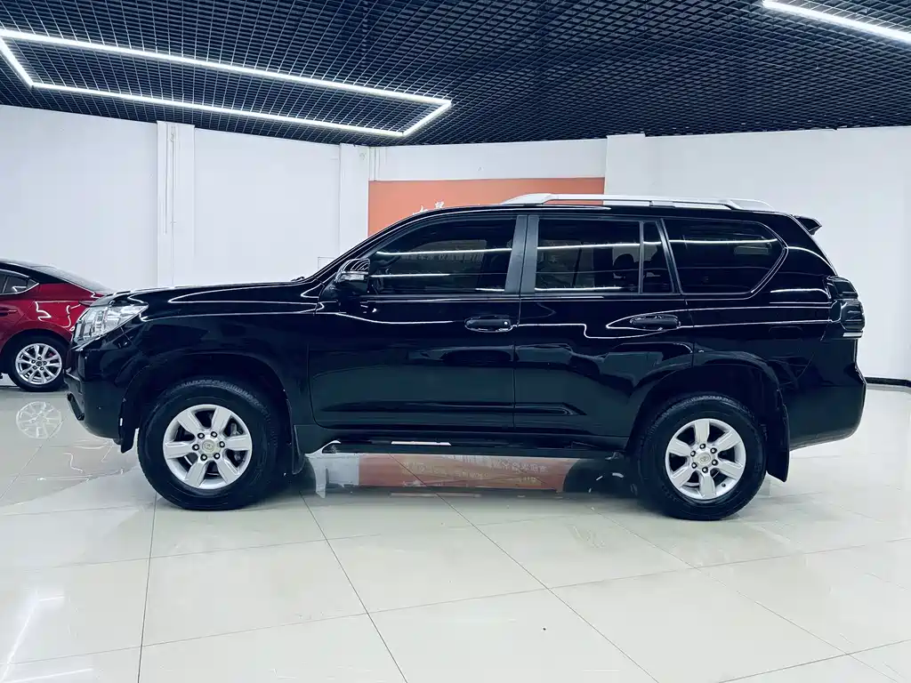 Toyota Prado (Import) — фото 9
