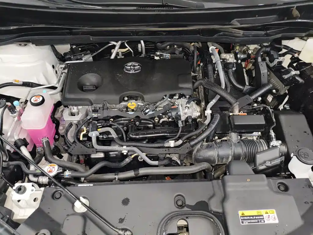 Toyota Granvia — фото 17