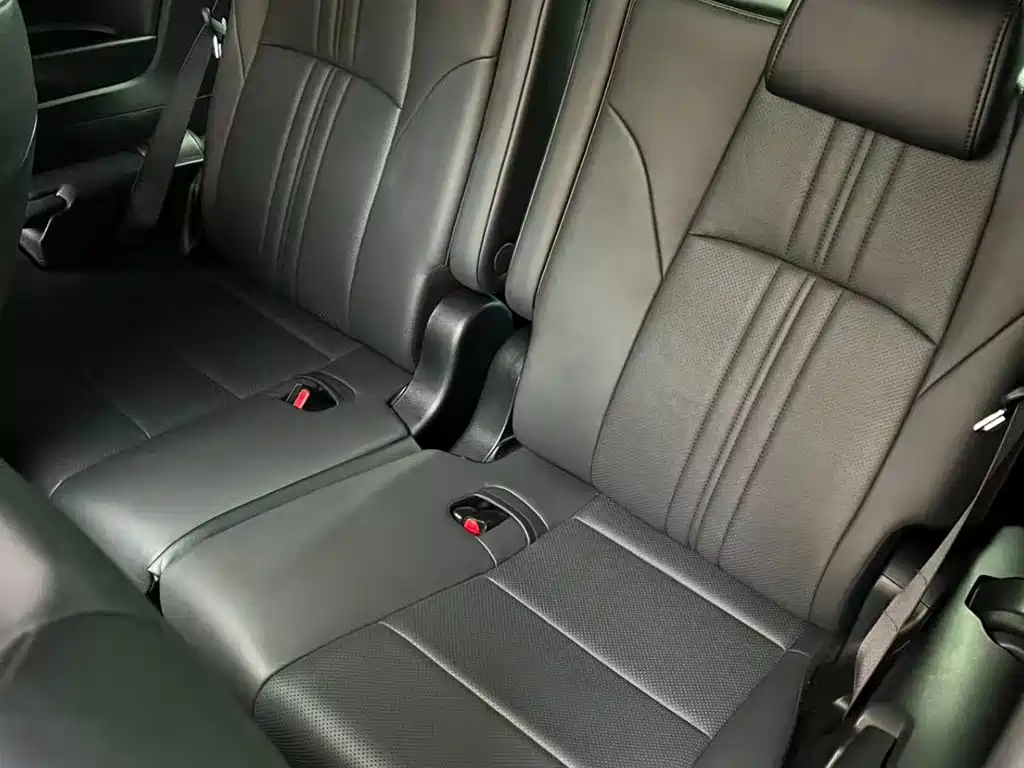 Toyota Vellfire — фото 8