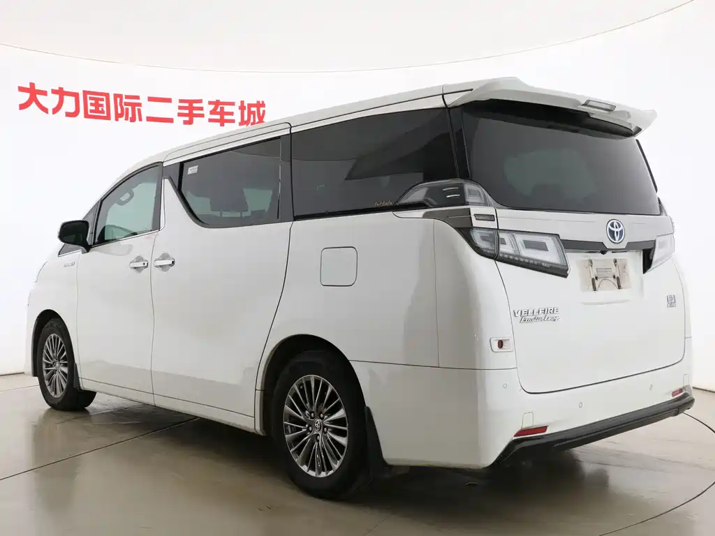 Toyota Vellfire — фото 20