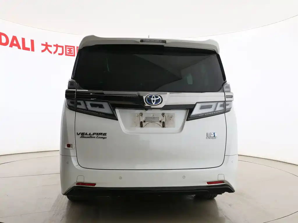 Toyota Vellfire — фото 21