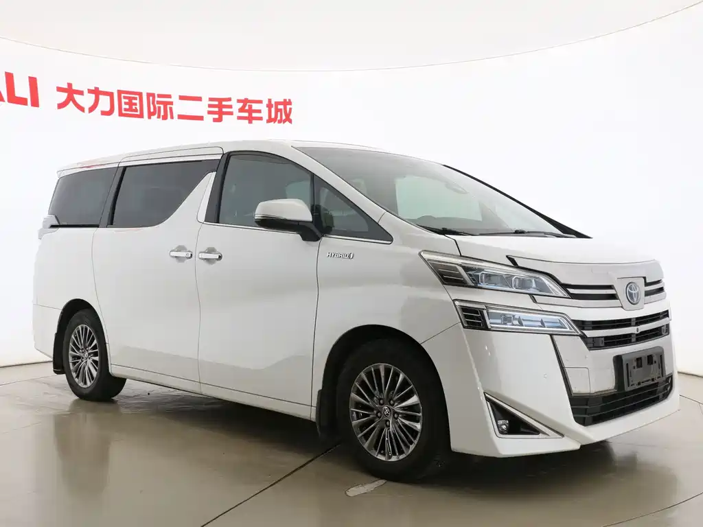 Toyota Vellfire — фото 5