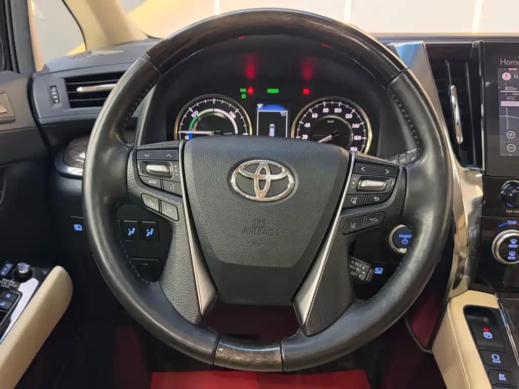 Toyota Vellfire — фото 28