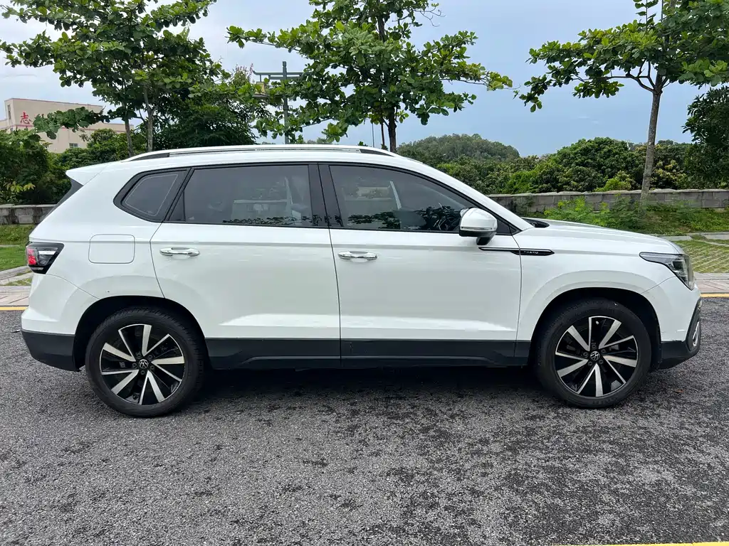 Volkswagen Tharu — фото 5