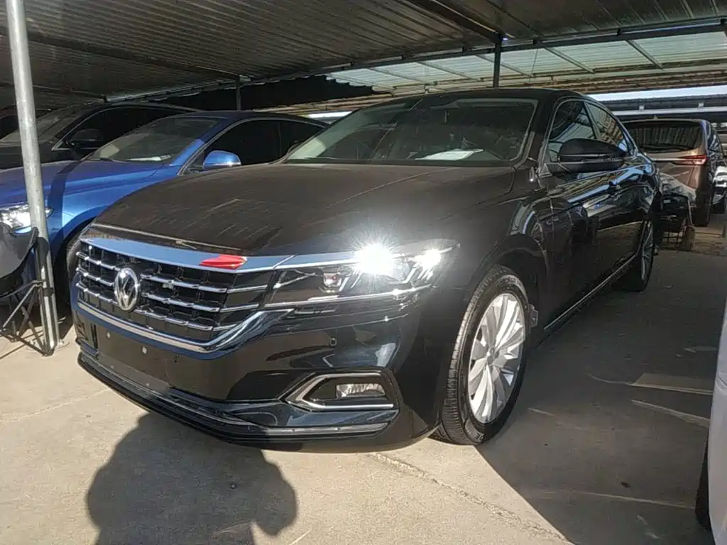 Volkswagen Passat — фото 2