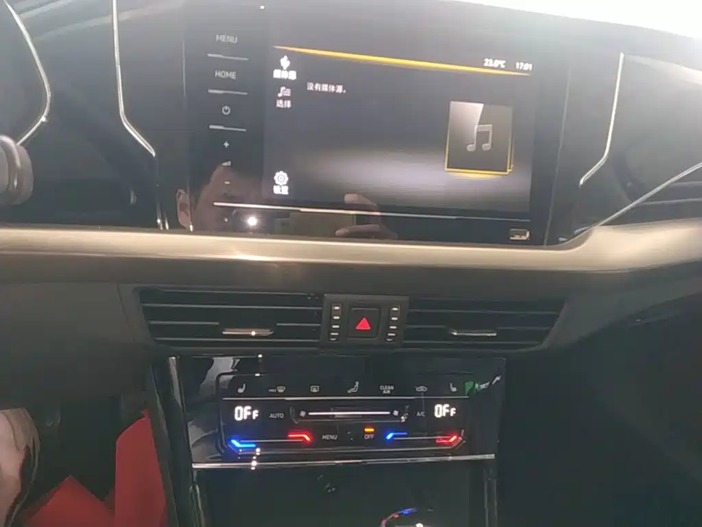 Volkswagen Passat — фото 13