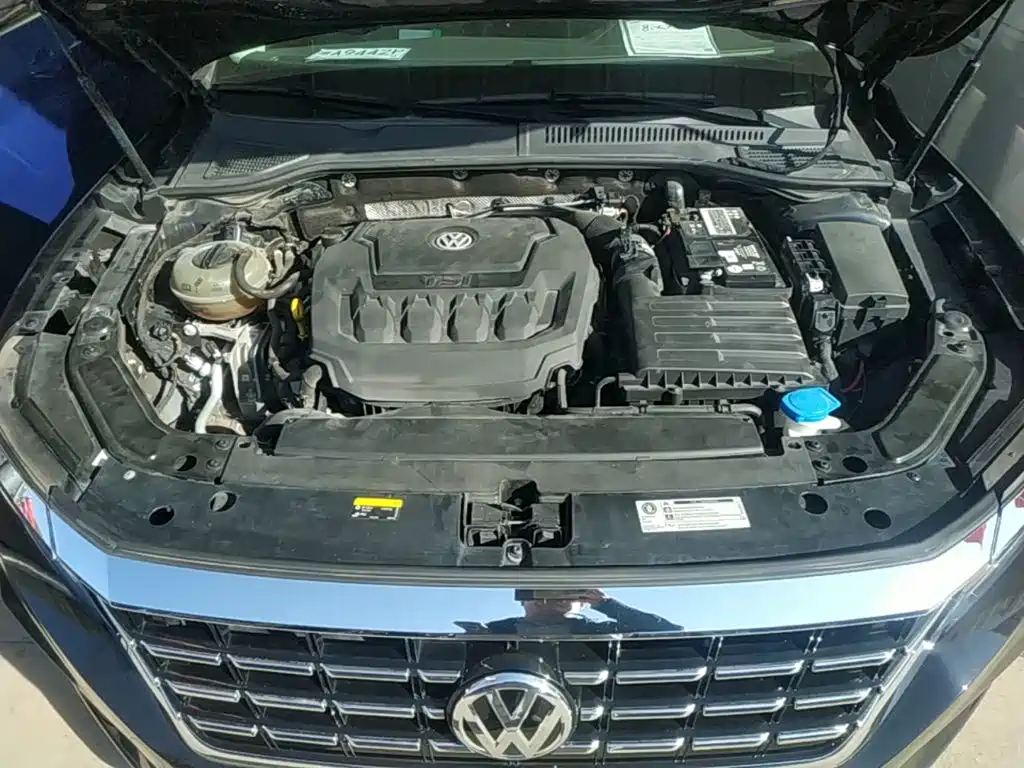 Volkswagen Passat — фото 20