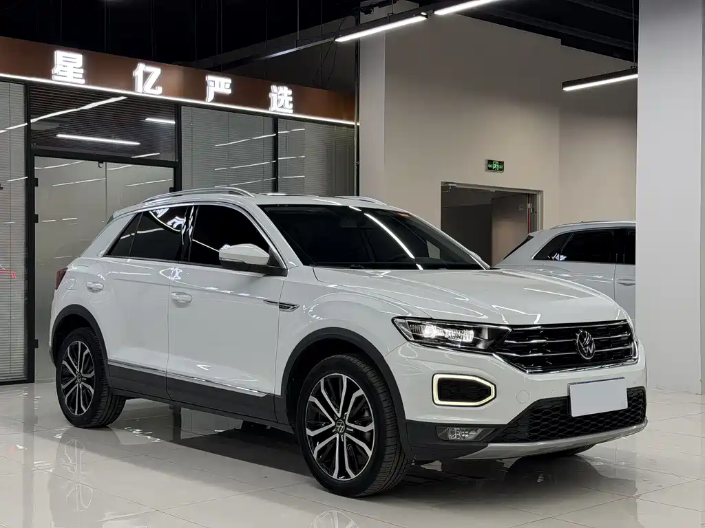 Volkswagen T-Roc — фото 3