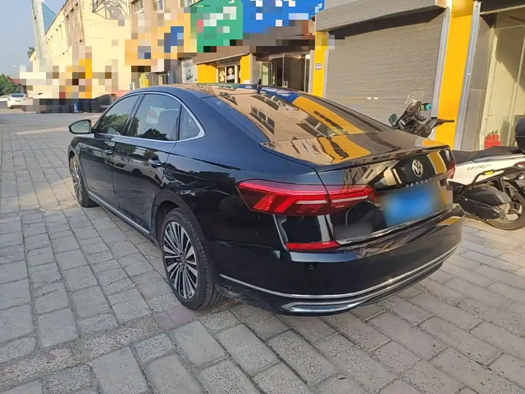 Volkswagen Passat — фото 5
