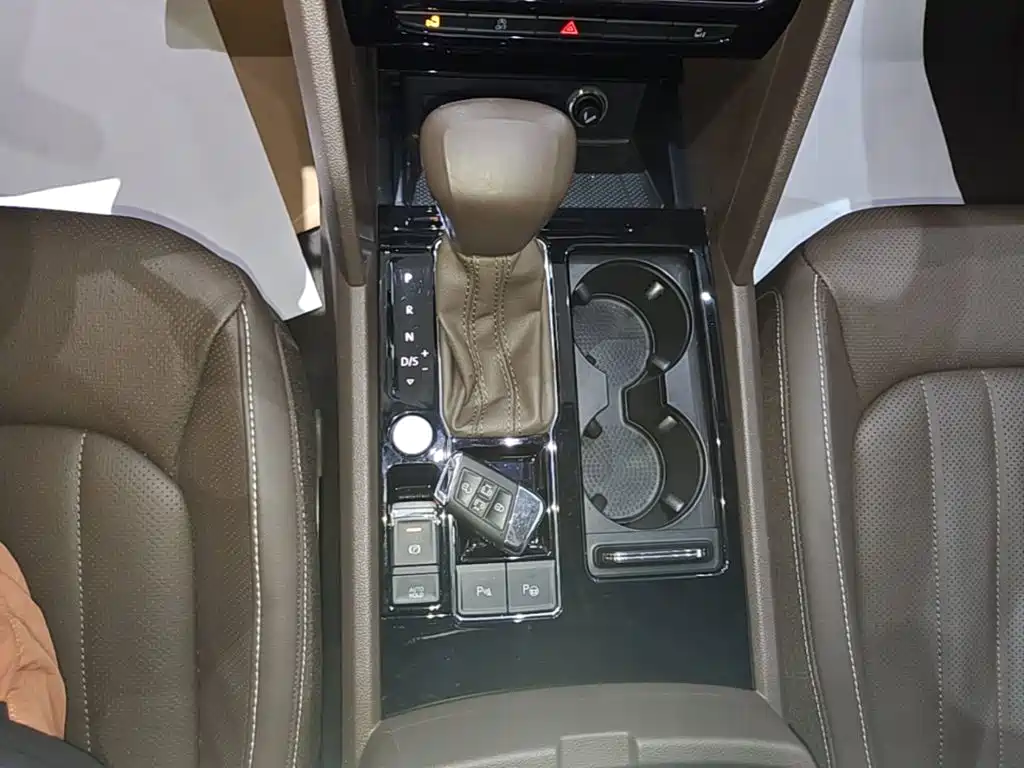 Volkswagen Viloran — фото 14