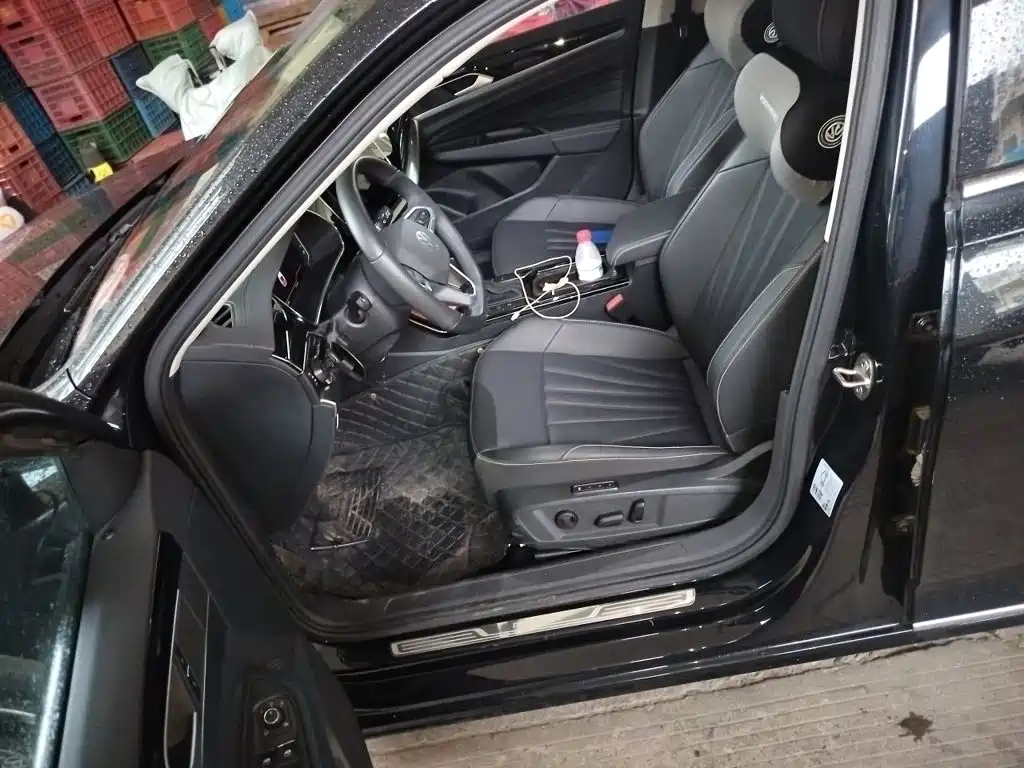 Volkswagen Passat — фото 8