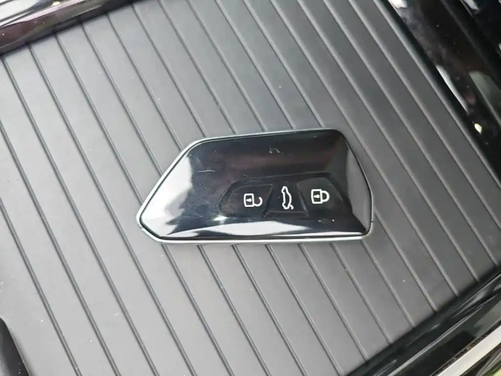 Volkswagen ID.6 Crozz — фото 18