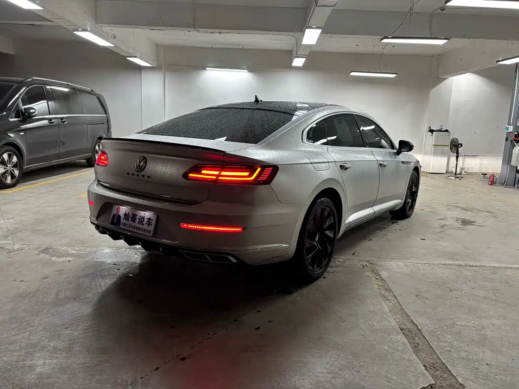 Volkswagen CC — фото 9