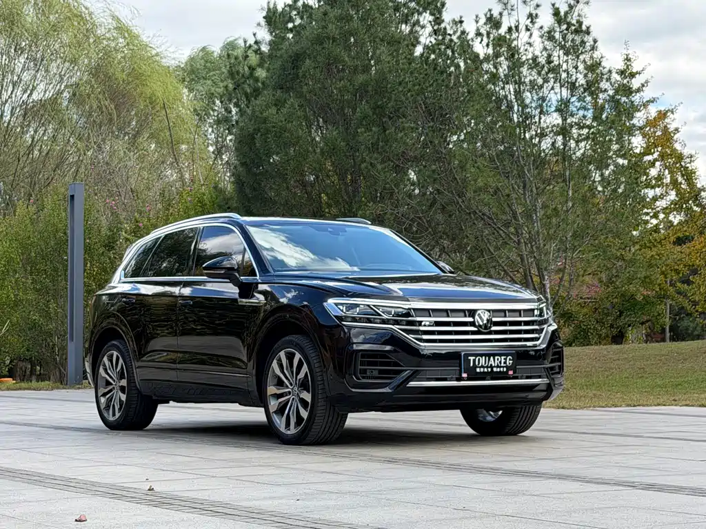 Volkswagen Touareg — фото 3