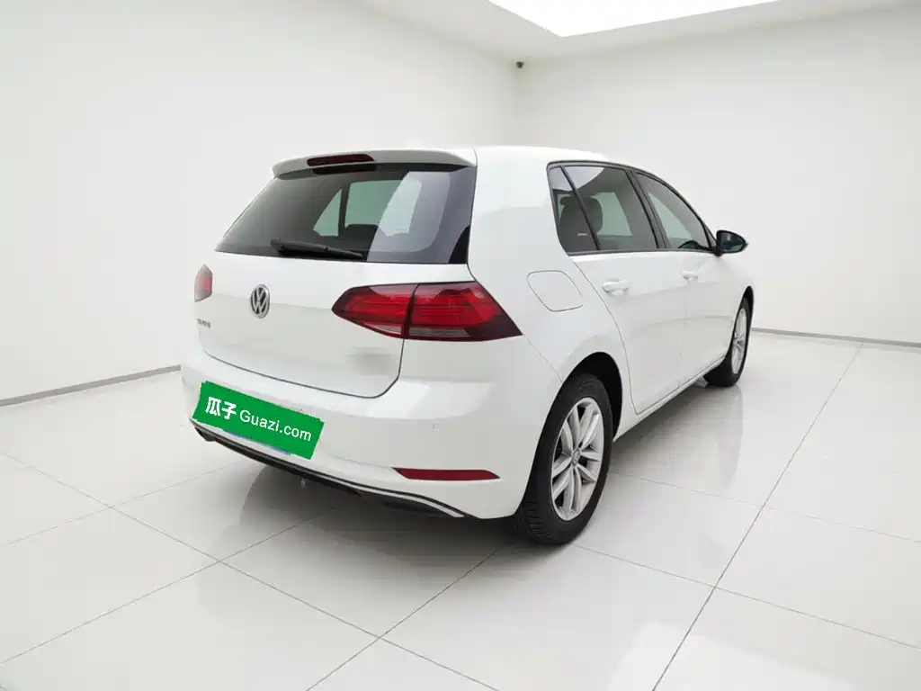 Volkswagen Golf — фото 4