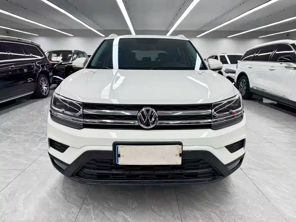 Volkswagen Tharu — фото 2