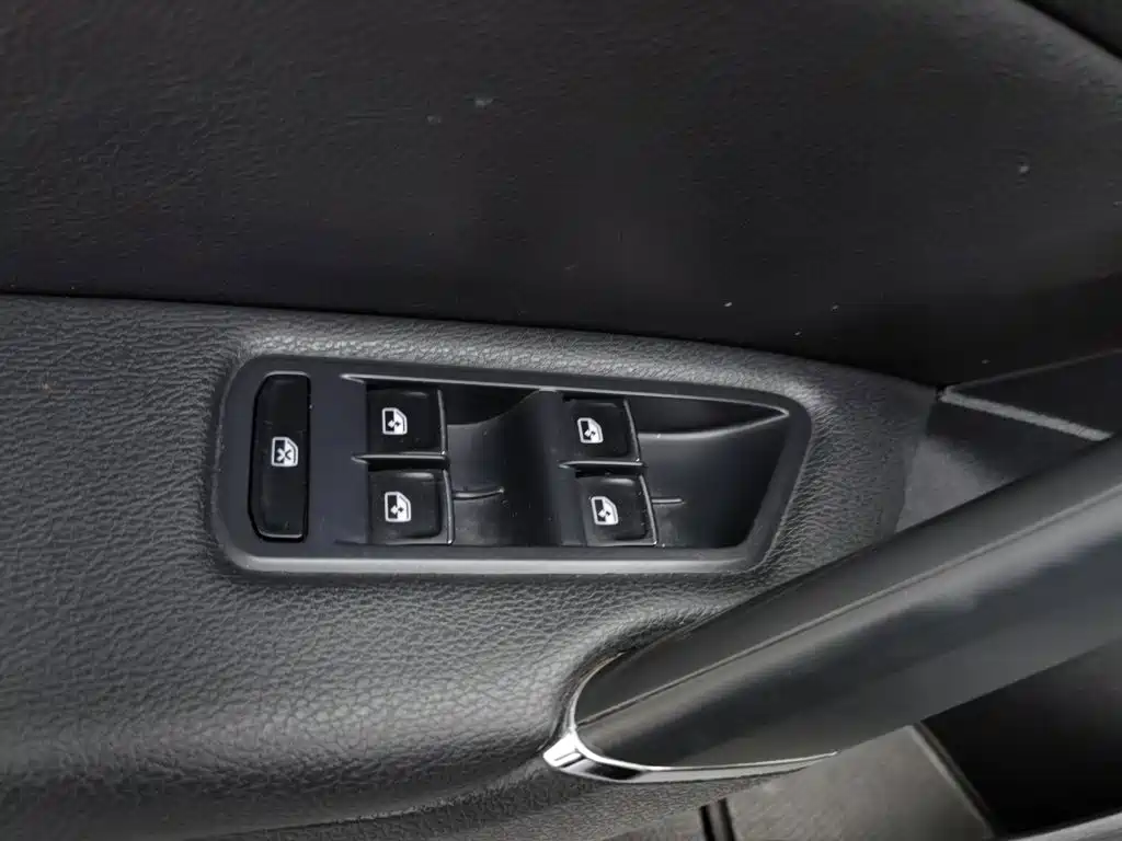 Volkswagen Passat — фото 9