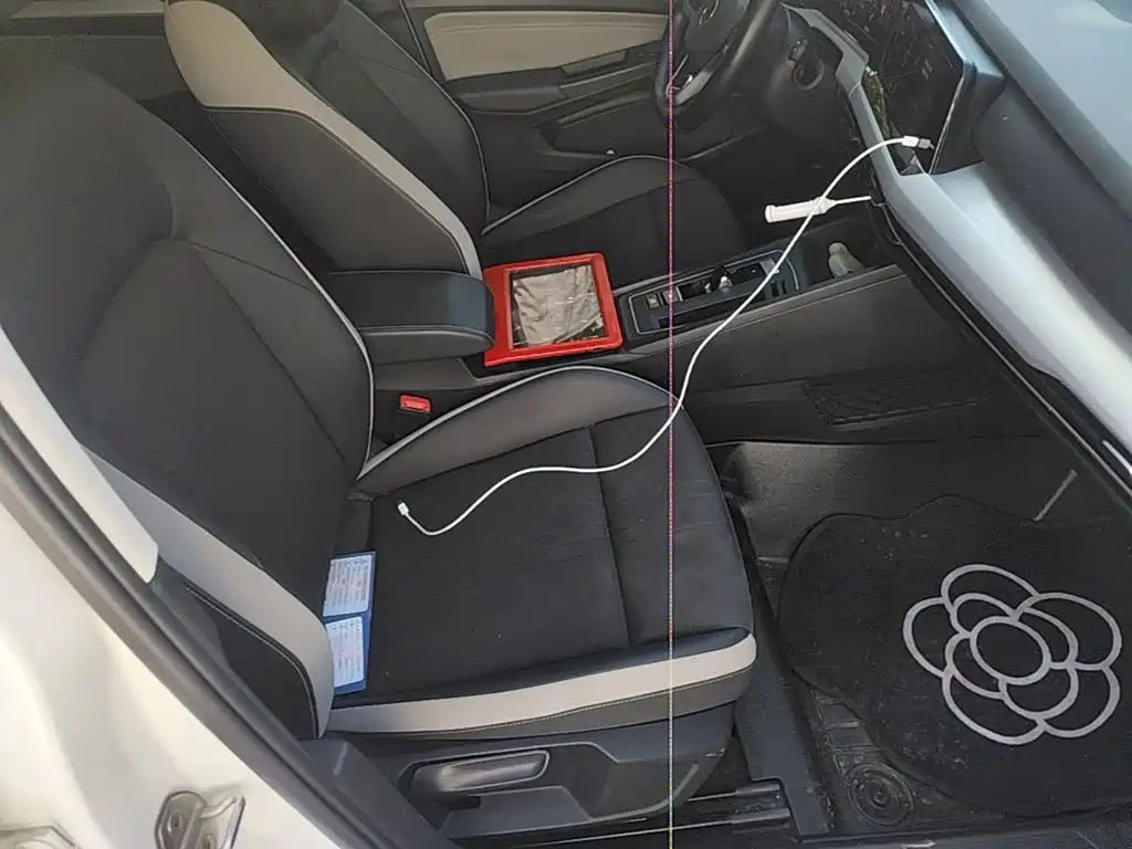 Volkswagen Golf — фото 25