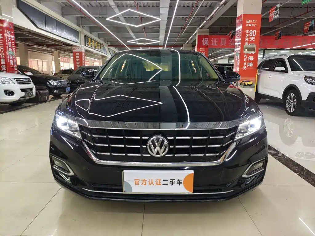 Volkswagen Passat — фото 2