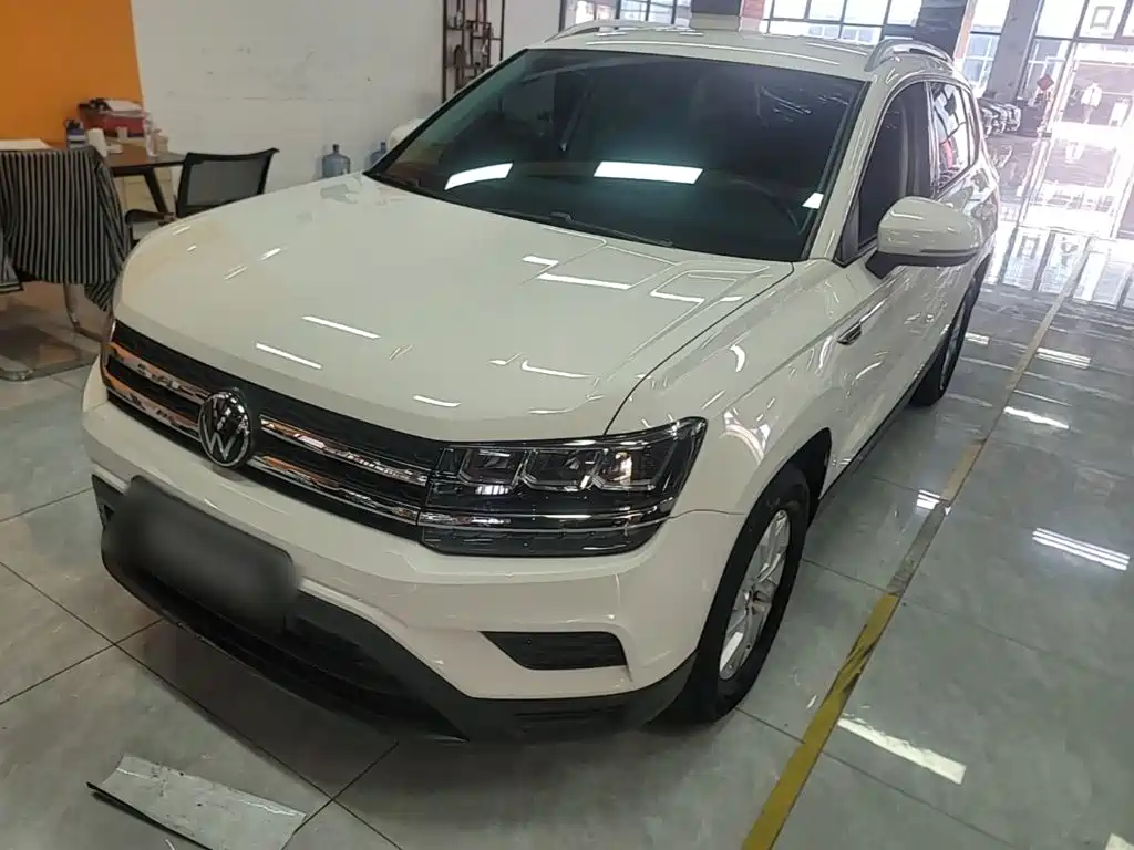 Volkswagen Tharu — фото 2