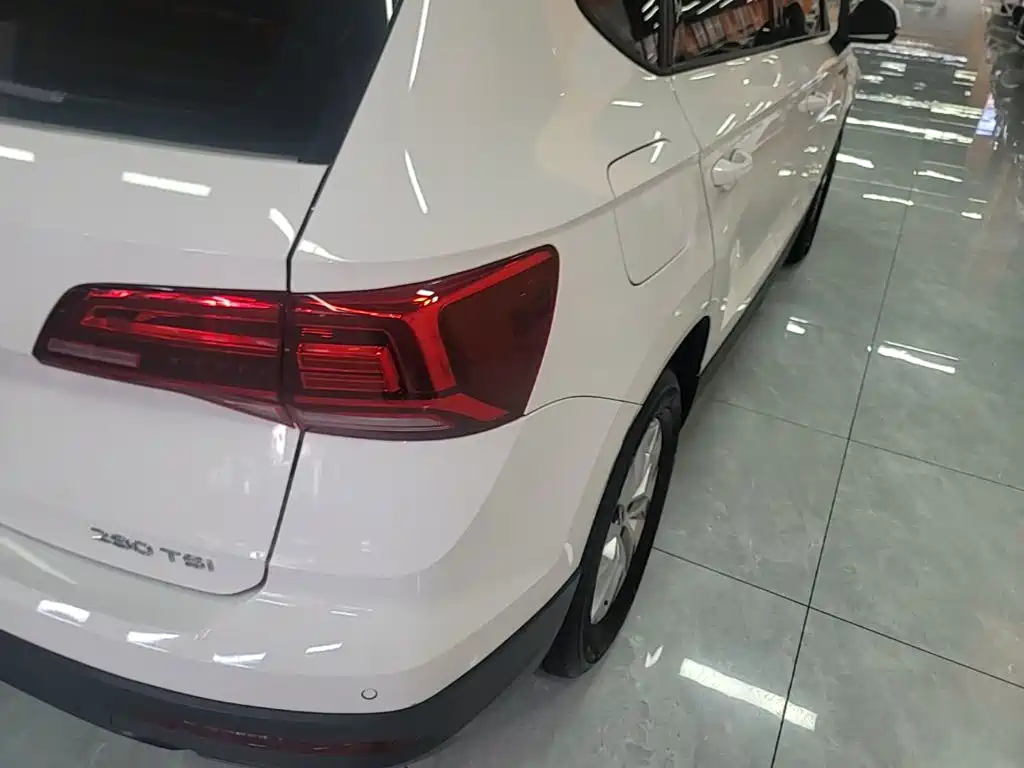 Volkswagen Tharu — фото 8