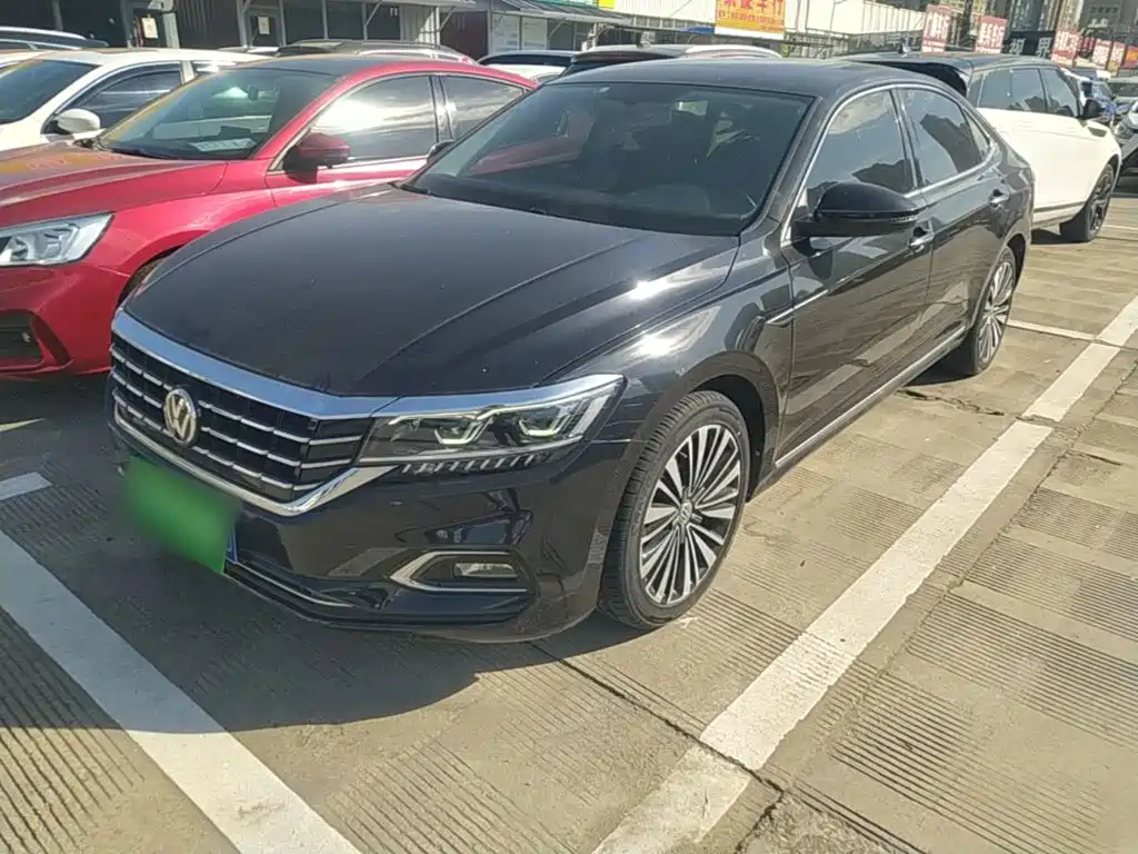 Volkswagen Passat — фото 2