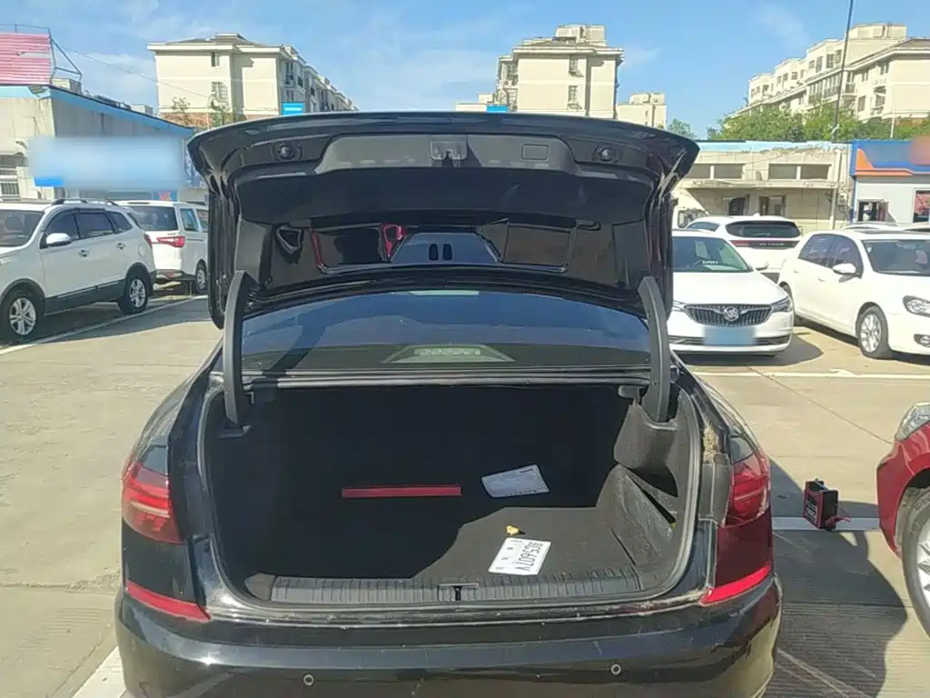 Volkswagen Passat — фото 19