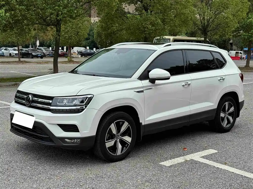 Volkswagen Tharu — фото 8