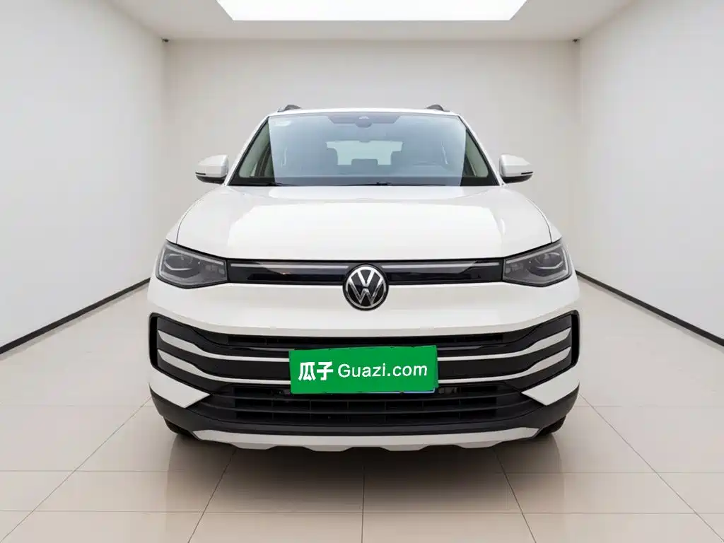 Volkswagen Tharu — фото 2