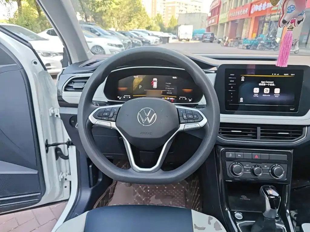 Volkswagen Tharu — фото 6