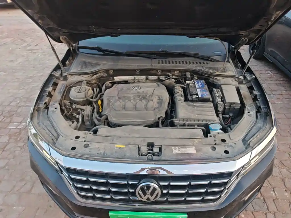 Volkswagen Passat — фото 20