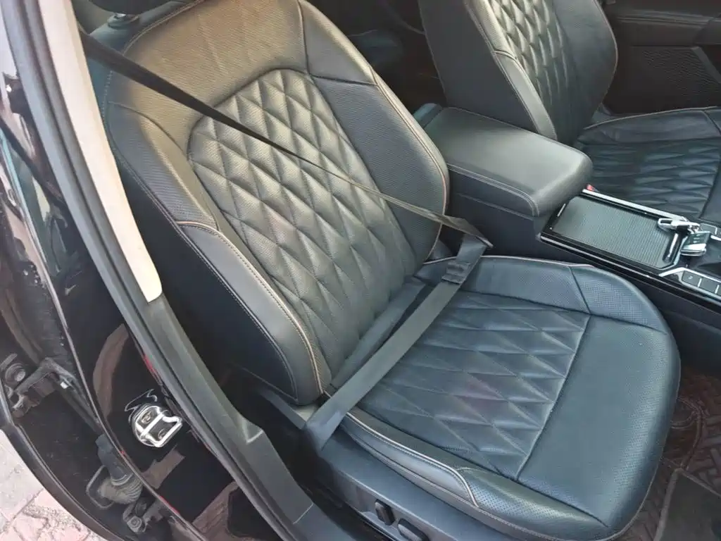 Volkswagen Passat — фото 25