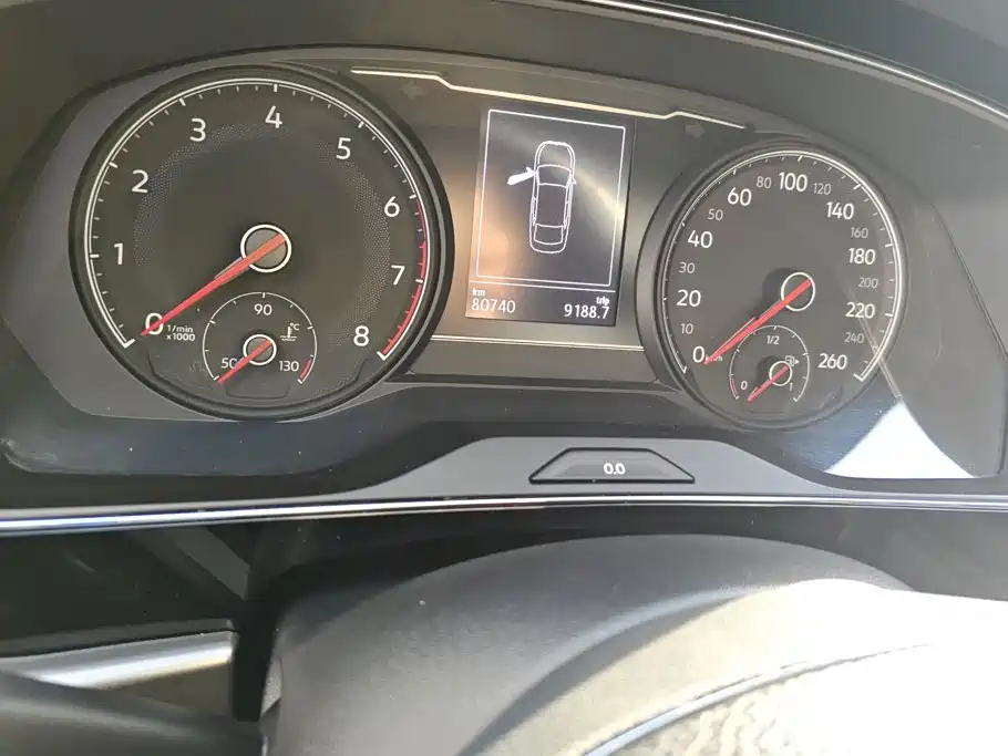 Volkswagen Passat — фото 14