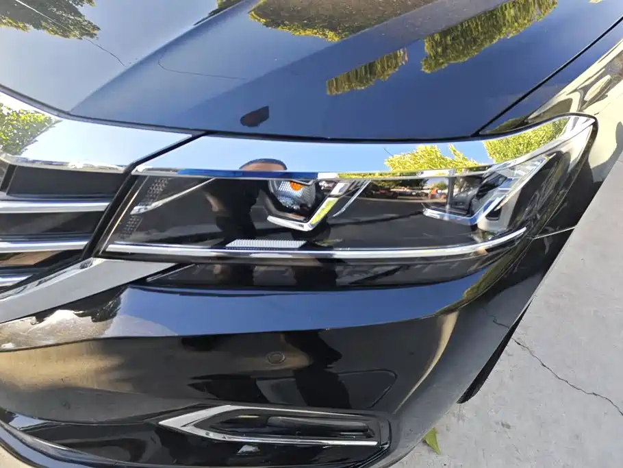 Volkswagen Passat — фото 5