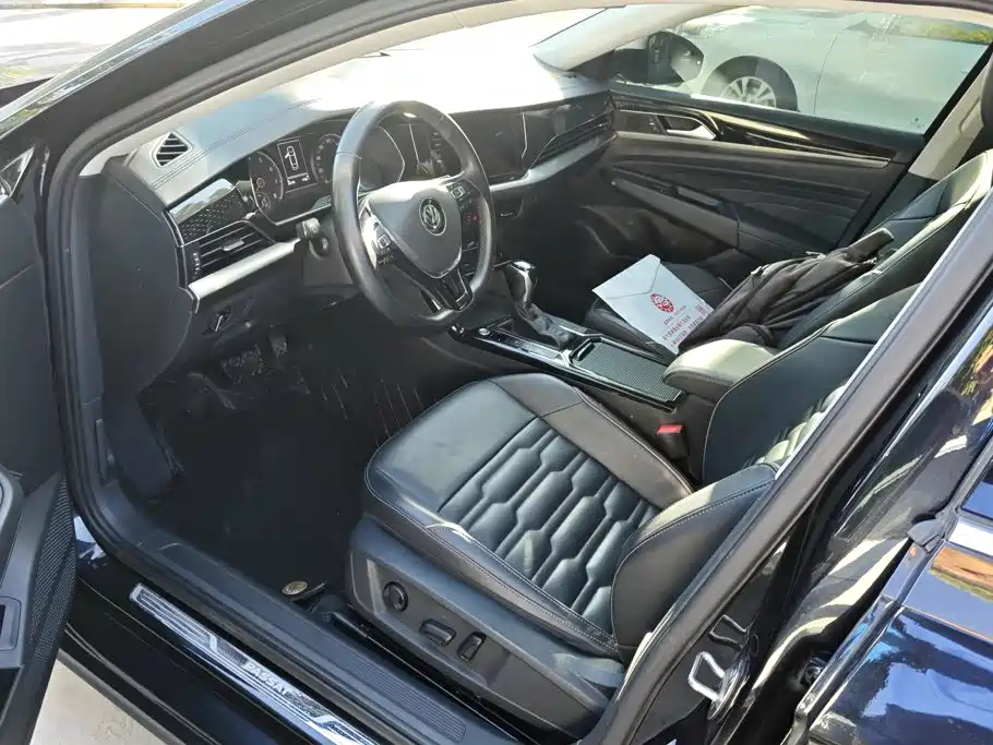 Volkswagen Passat — фото 9