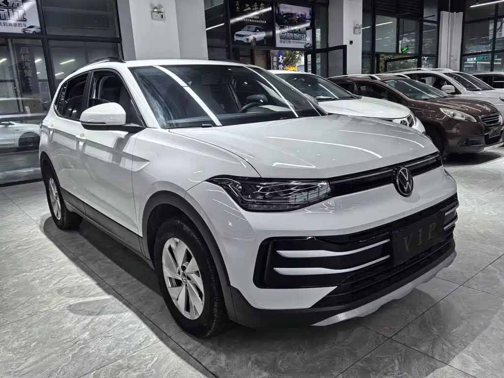 Volkswagen Tharu — фото 3