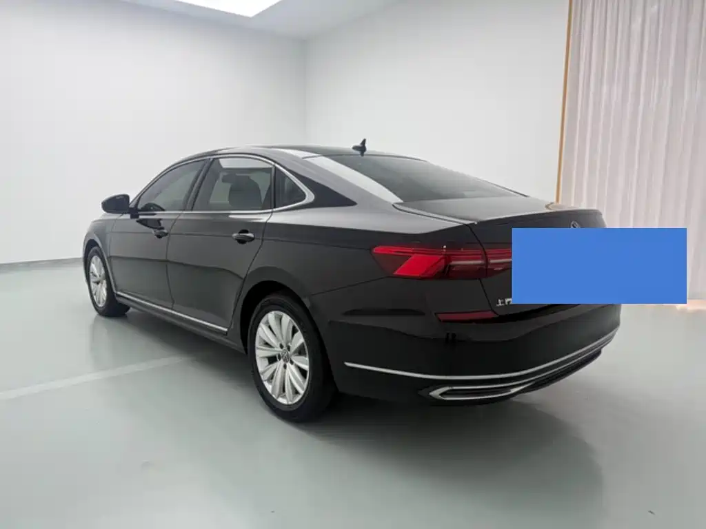 Volkswagen Passat — фото 8