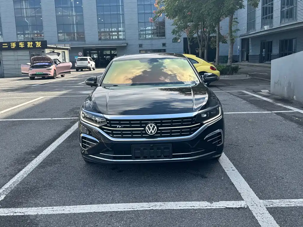 Volkswagen Passat — фото 2
