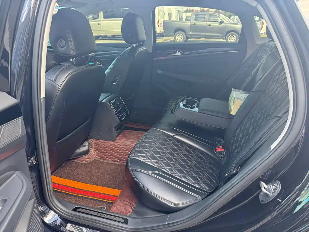 Volkswagen Passat — фото 4