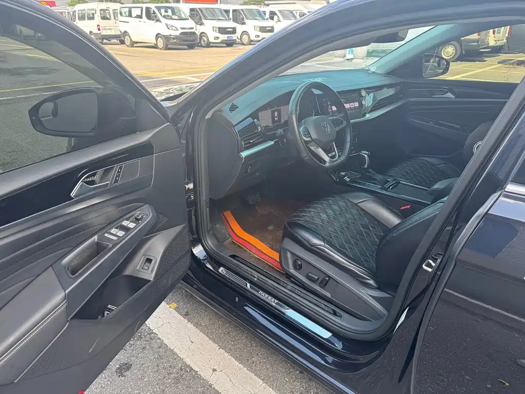 Volkswagen Passat — фото 7