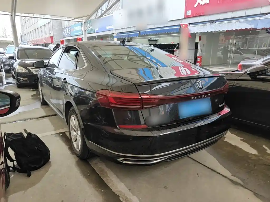 Volkswagen Passat — фото 5