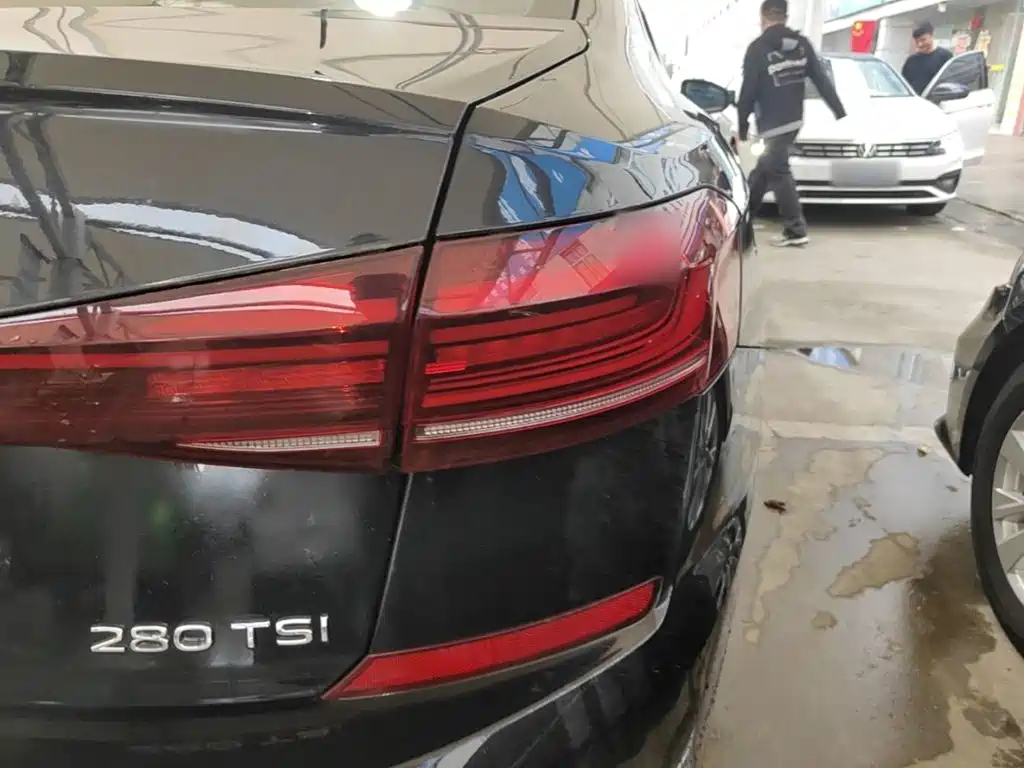 Volkswagen Passat — фото 8