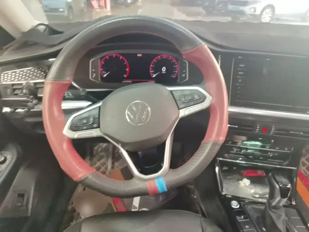 Volkswagen Passat — фото 11