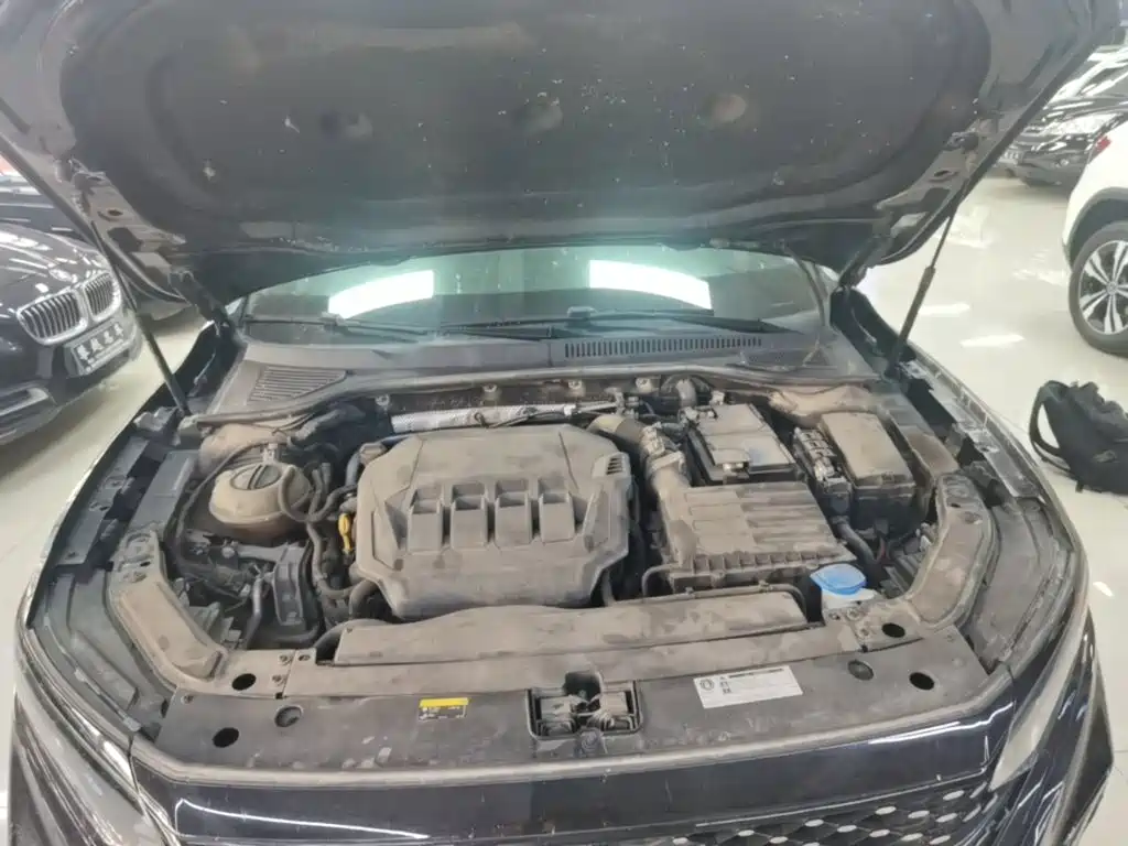 Volkswagen Passat — фото 20