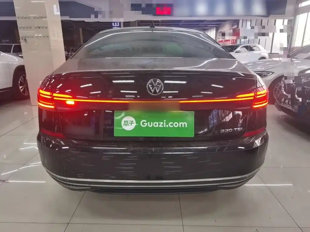 Volkswagen Passat — фото 6