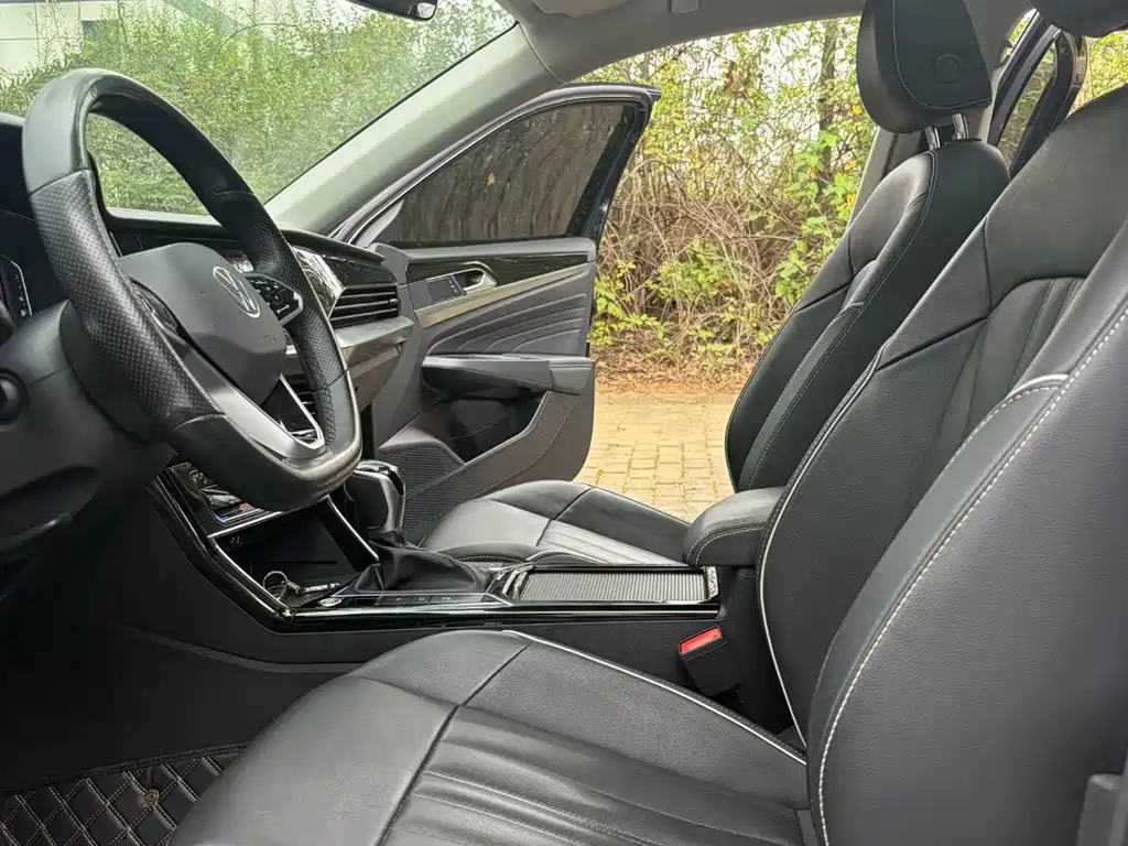 Volkswagen Passat — фото 5