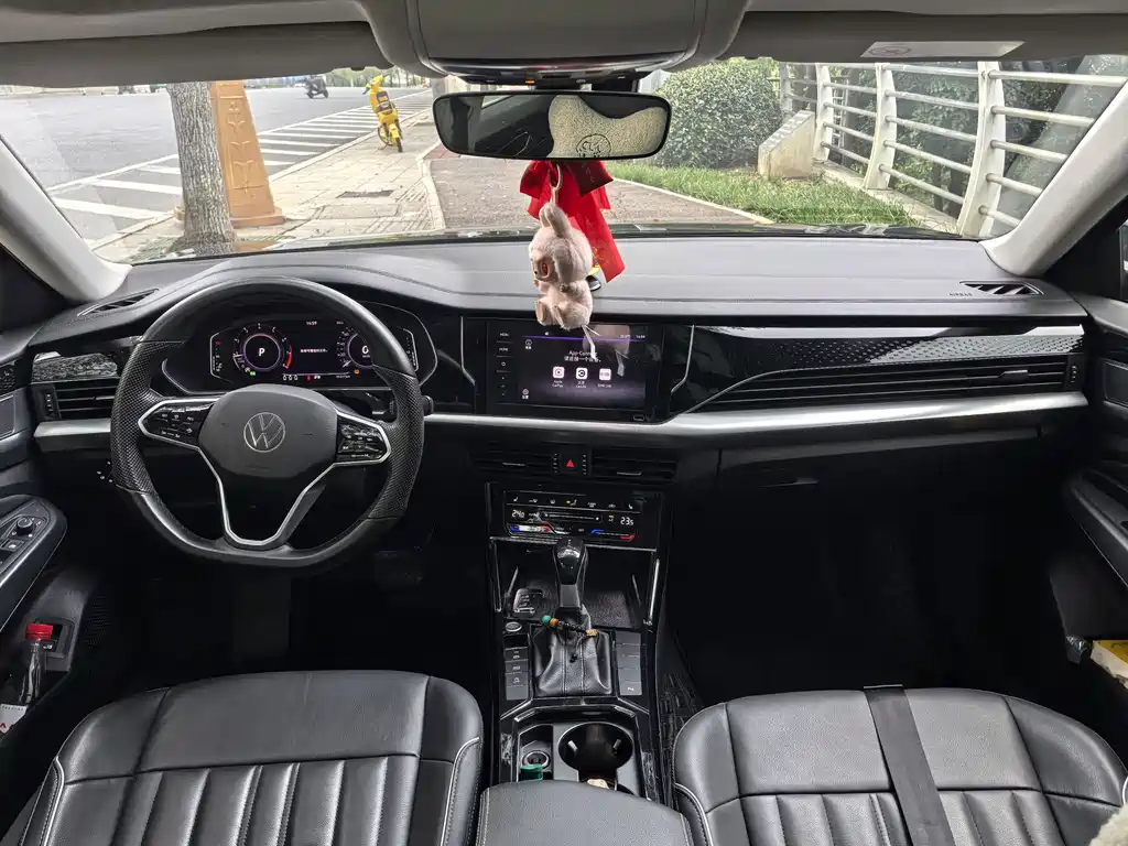 Volkswagen Passat — фото 5