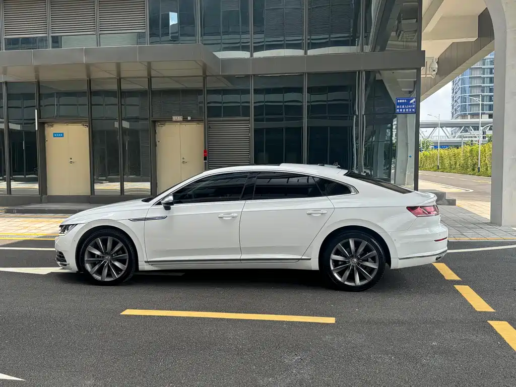Volkswagen CC — фото 5
