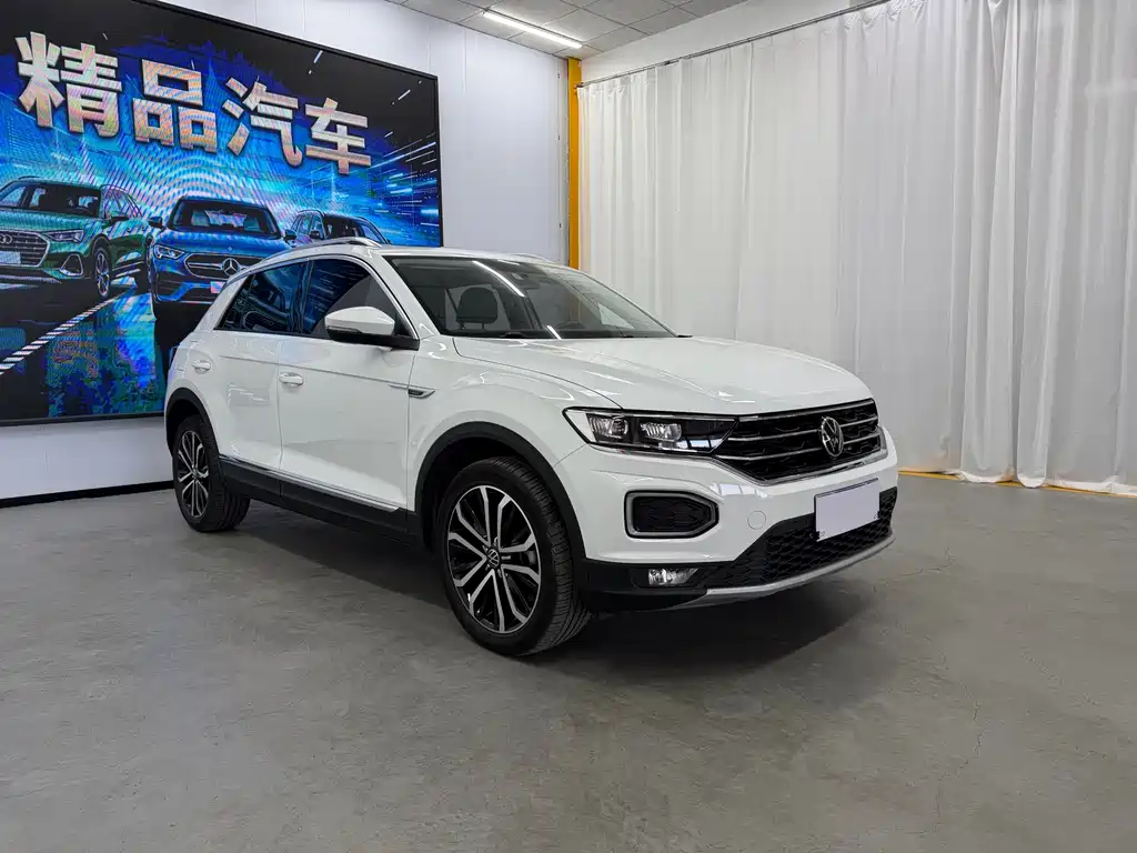 Volkswagen T-Roc — фото 2